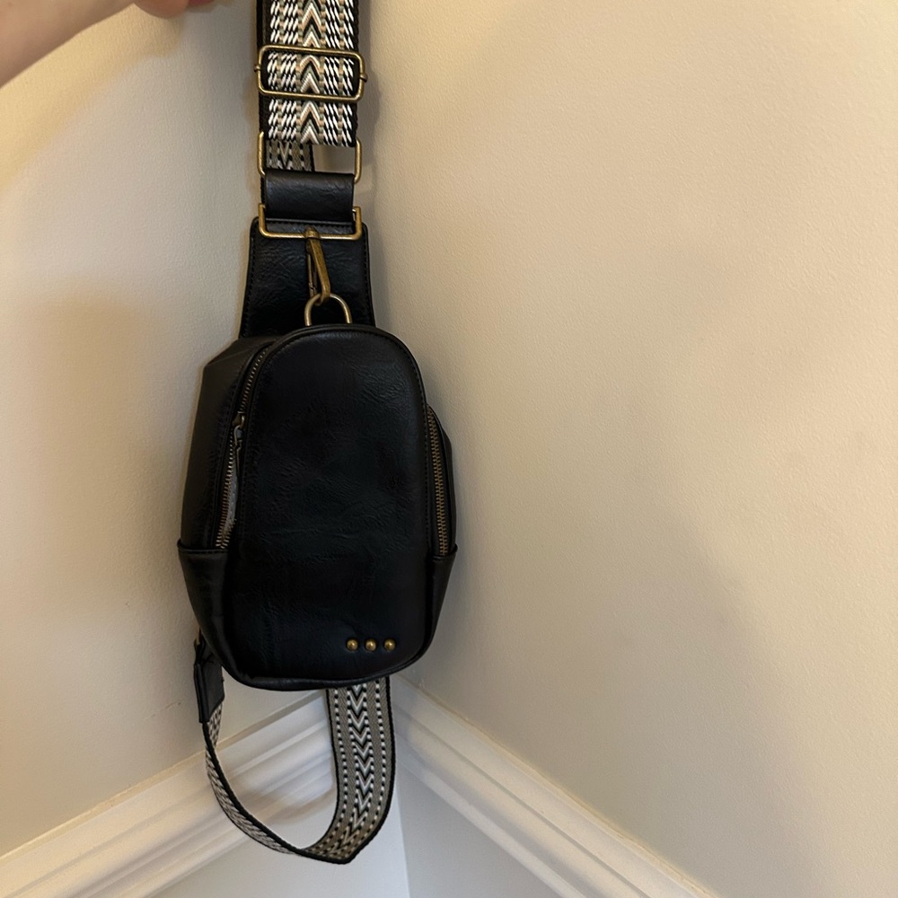 PS pretty simple Black Leather Crossbody Sling Bag